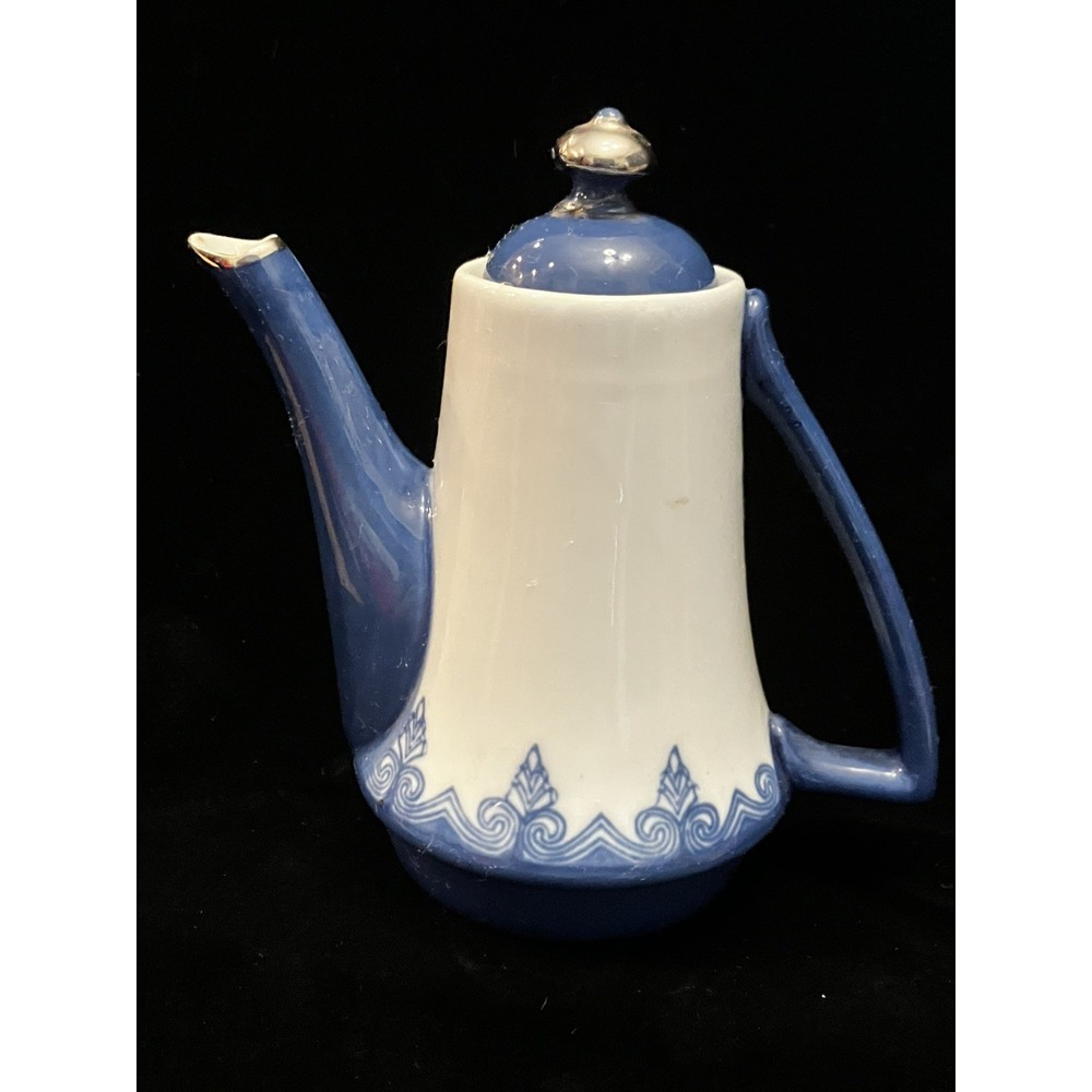 Bombay Vtg Cobalt Blue White Porcelain Arabesque Tea for One Teapot Only 6in